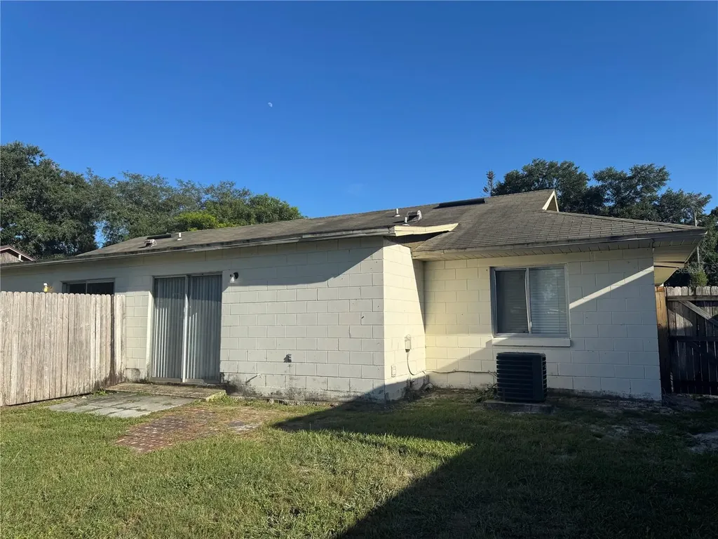 10039 Massey Street Orlando FL 32825
