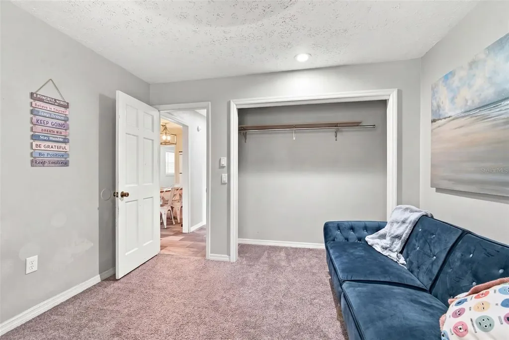 2901 Beagle Place Seffner FL 33584