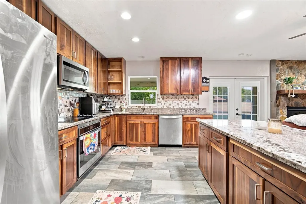2901 Beagle Place Seffner FL 33584