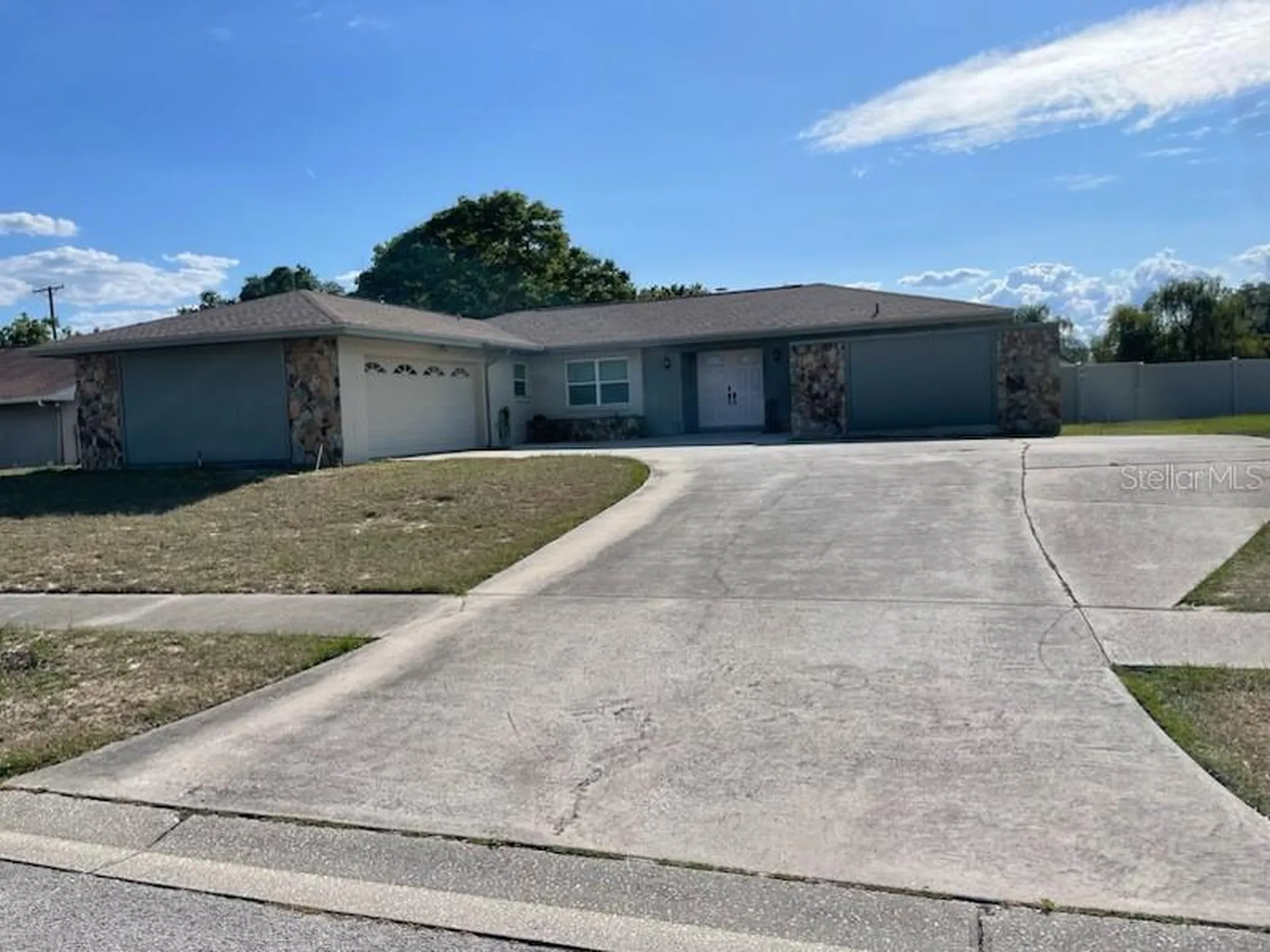 2901 Beagle Place Seffner FL 33584