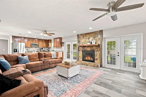 2901 Beagle Place Seffner FL 33584