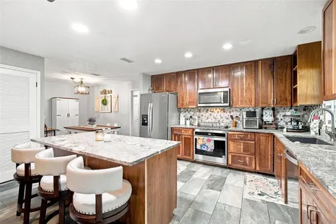 2901 Beagle Place Seffner FL 33584