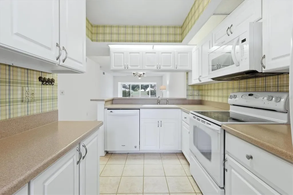 421 Cerromar Terrace Venice FL 34293