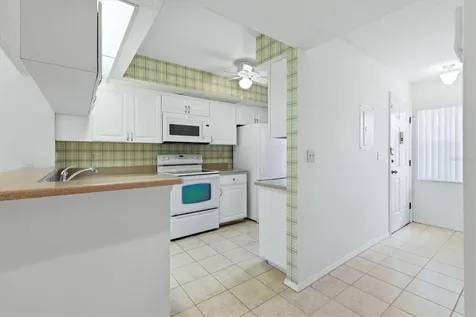 421 Cerromar Terrace Venice FL 34293