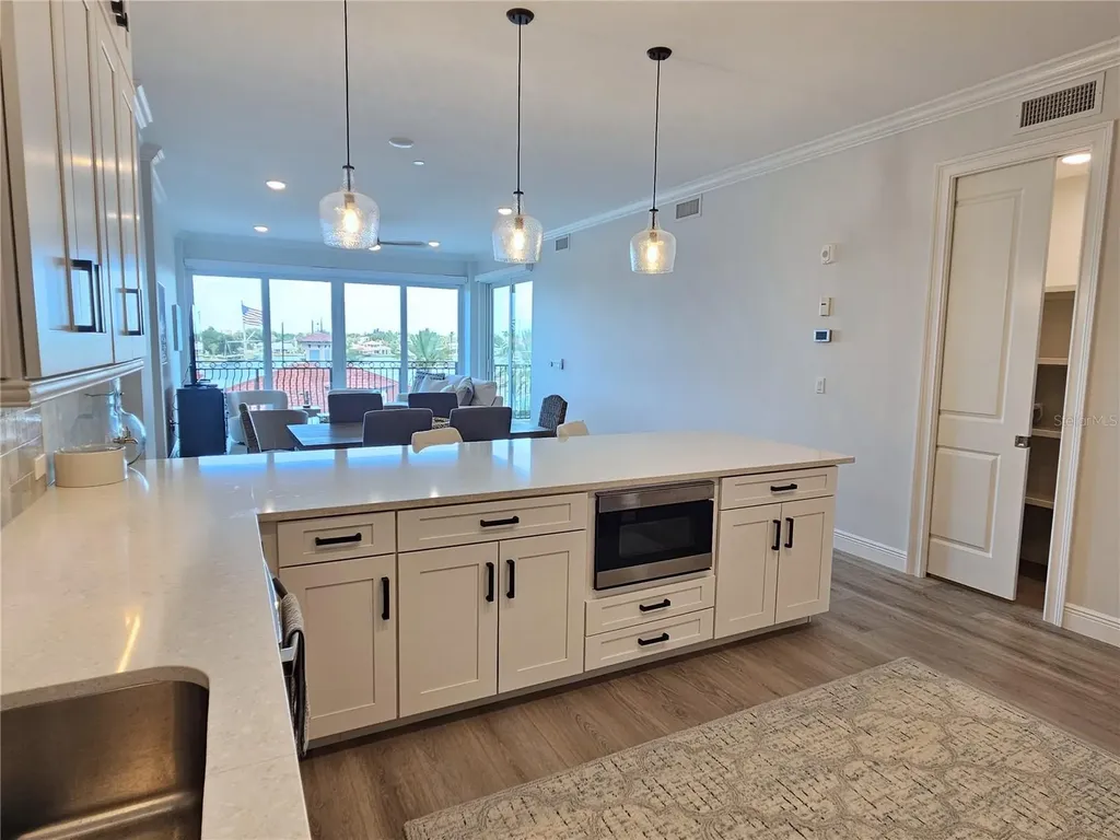 503 Tamiami Trail N Venice FL 34285