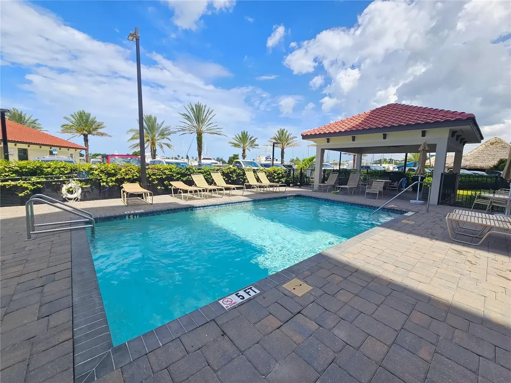 503 Tamiami Trail N Venice FL 34285