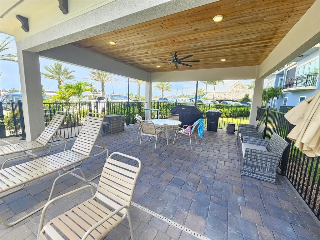 503 Tamiami Trail N Venice FL 34285