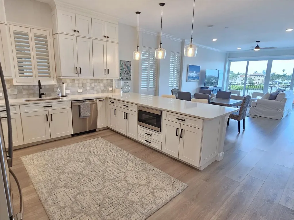 503 Tamiami Trail N Venice FL 34285