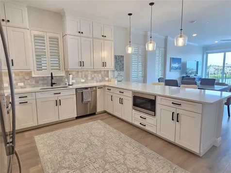 503 Tamiami Trail N Venice FL 34285