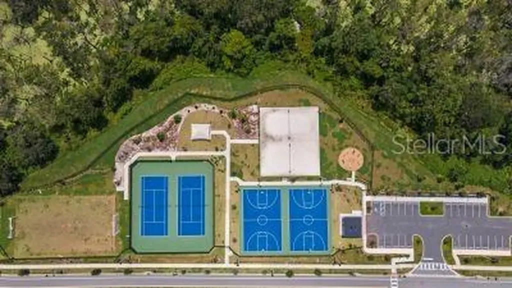 4258 Twisted Twig Bend Kissimmee FL 34746