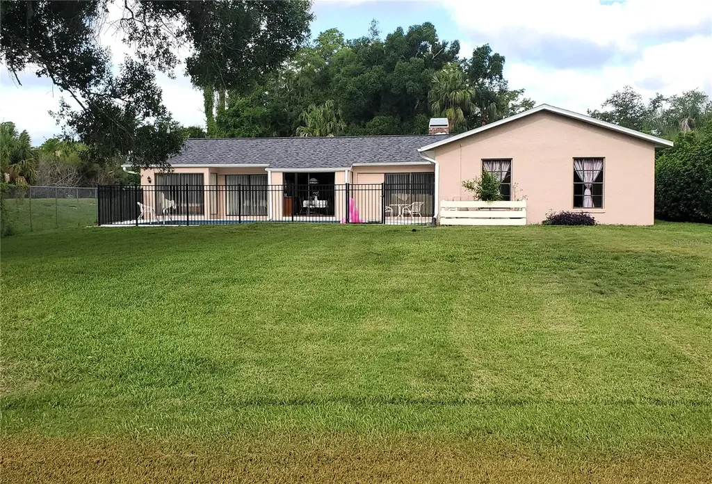 100 Water Oak Way Oldsmar FL 34677