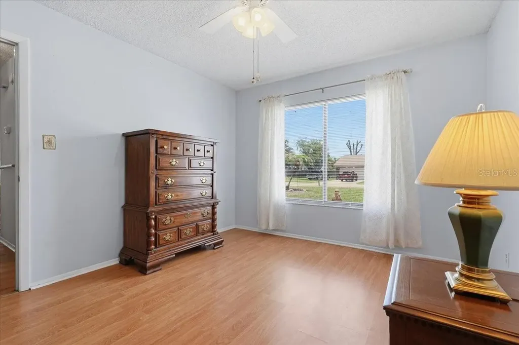 1203 W Redbud Street Plant City FL 33563