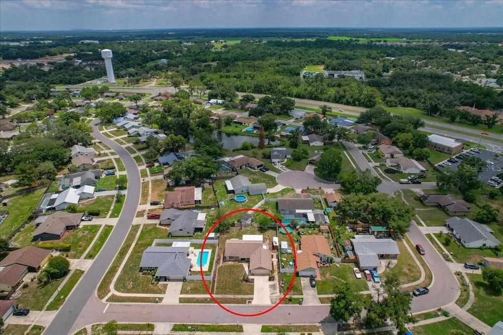 1203 W Redbud Street Plant City FL 33563