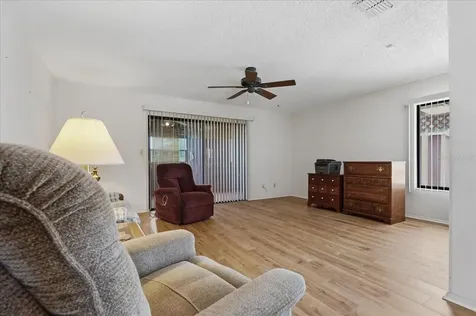 1203 W Redbud Street Plant City FL 33563