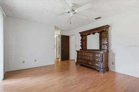 1203 W Redbud Street Plant City FL 33563