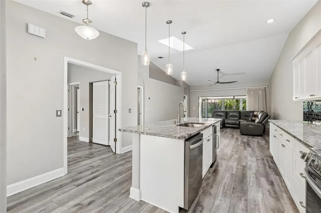 6019 Courtside Drive Bradenton FL 34210