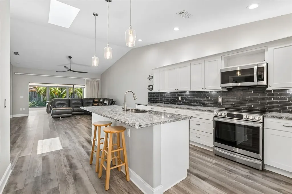 6019 Courtside Drive Bradenton FL 34210