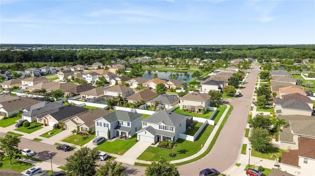 15766 High Bell Place Bradenton FL 34212