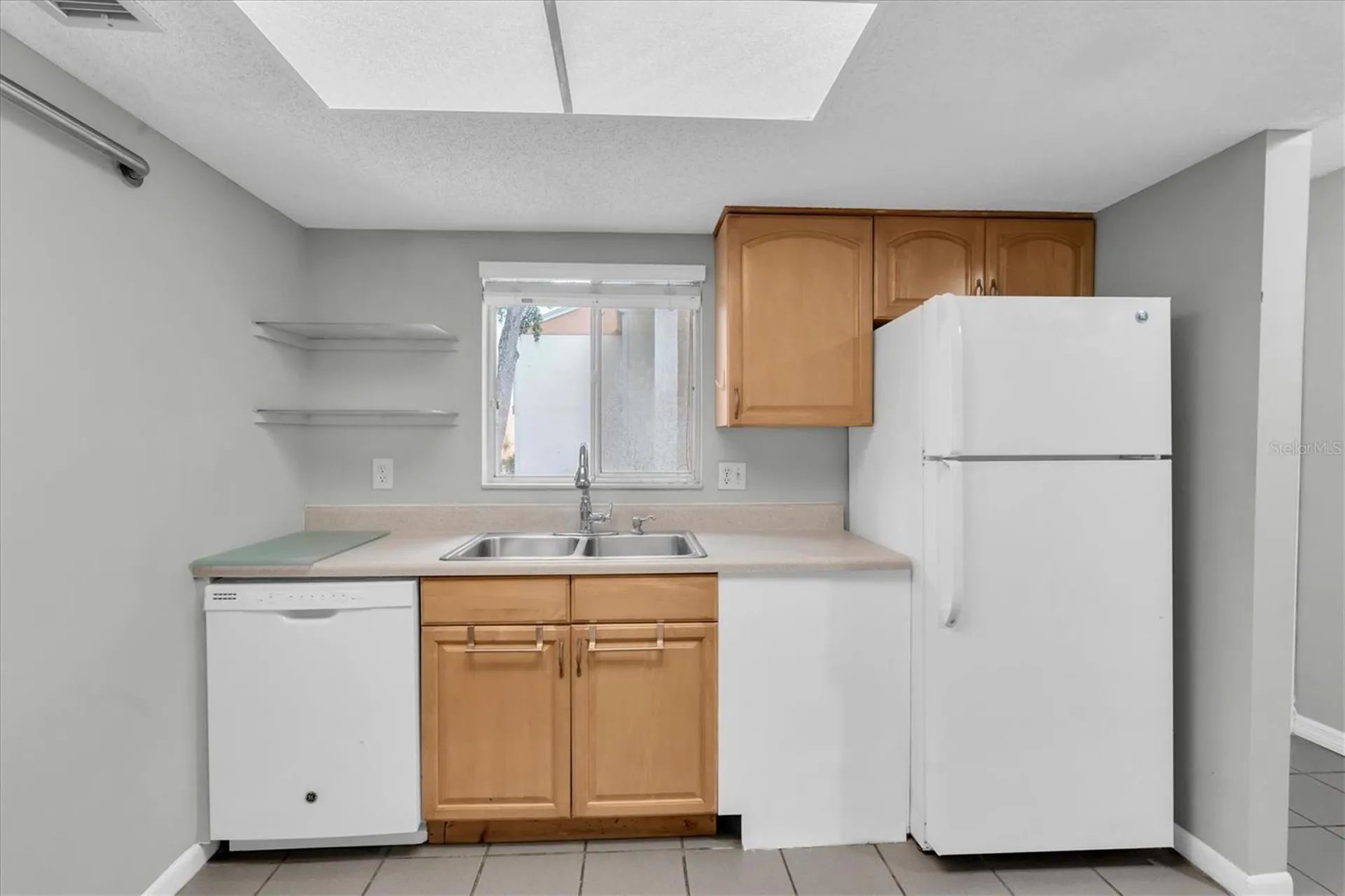 675 99th Avenue N St Petersburg FL 33702