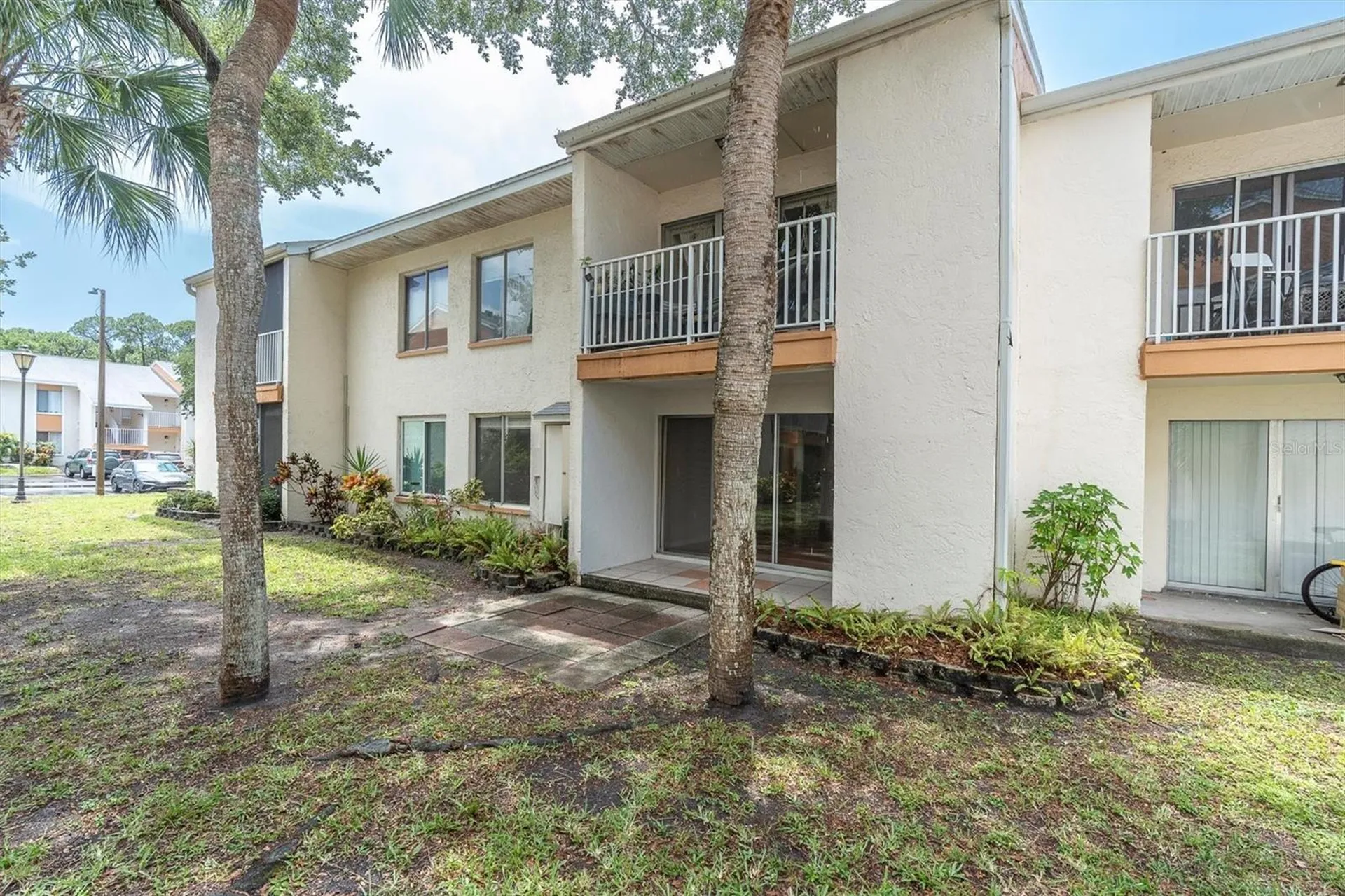 675 99th Avenue N St Petersburg FL 33702