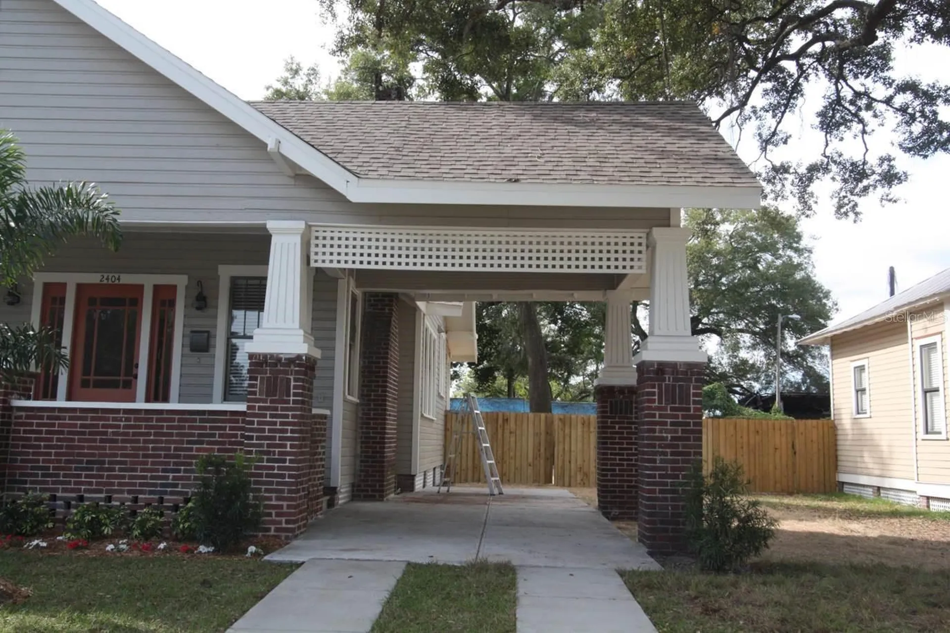 2404 N Morgan Street Tampa FL 33602