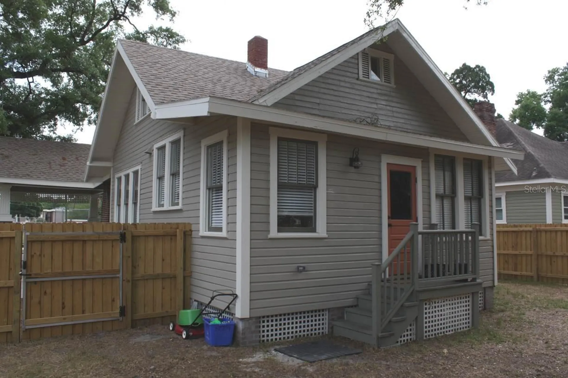 2404 N Morgan Street Tampa FL 33602