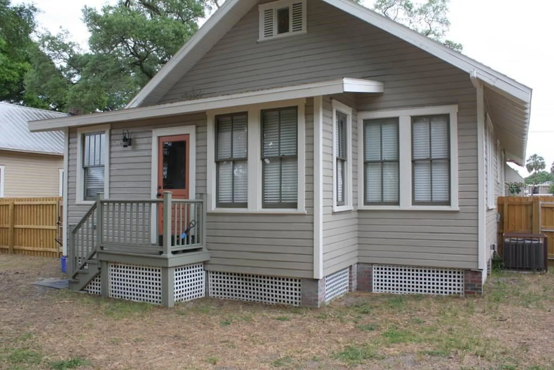 2404 N Morgan Street Tampa FL 33602