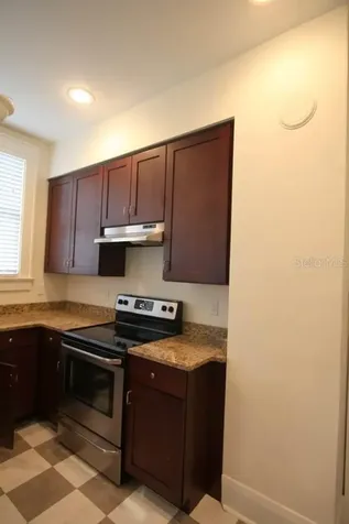 2404 N Morgan Street Tampa FL 33602