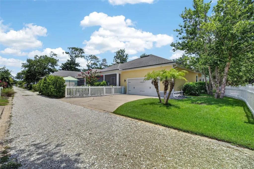 38 Laughing Gull Lane Palm Coast FL 32137