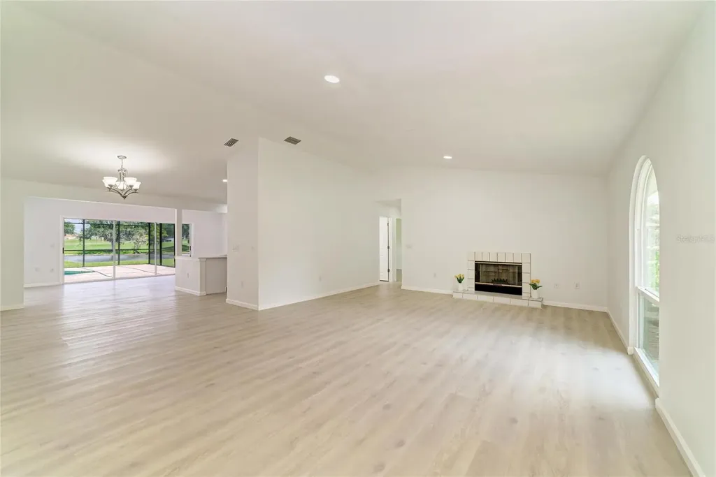 6221 99th Street E Bradenton FL 34202
