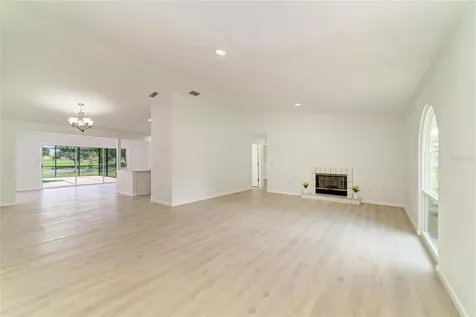 6221 99th Street E Bradenton FL 34202