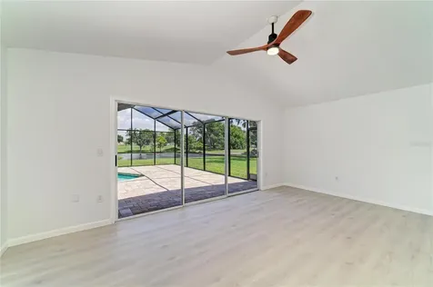 6221 99th Street E Bradenton FL 34202
