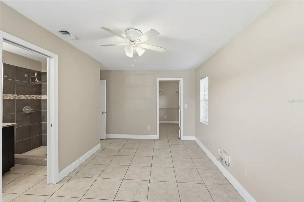 9804 N Elmer Street Tampa FL 33612
