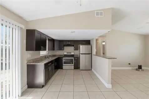 9804 N Elmer Street Tampa FL 33612