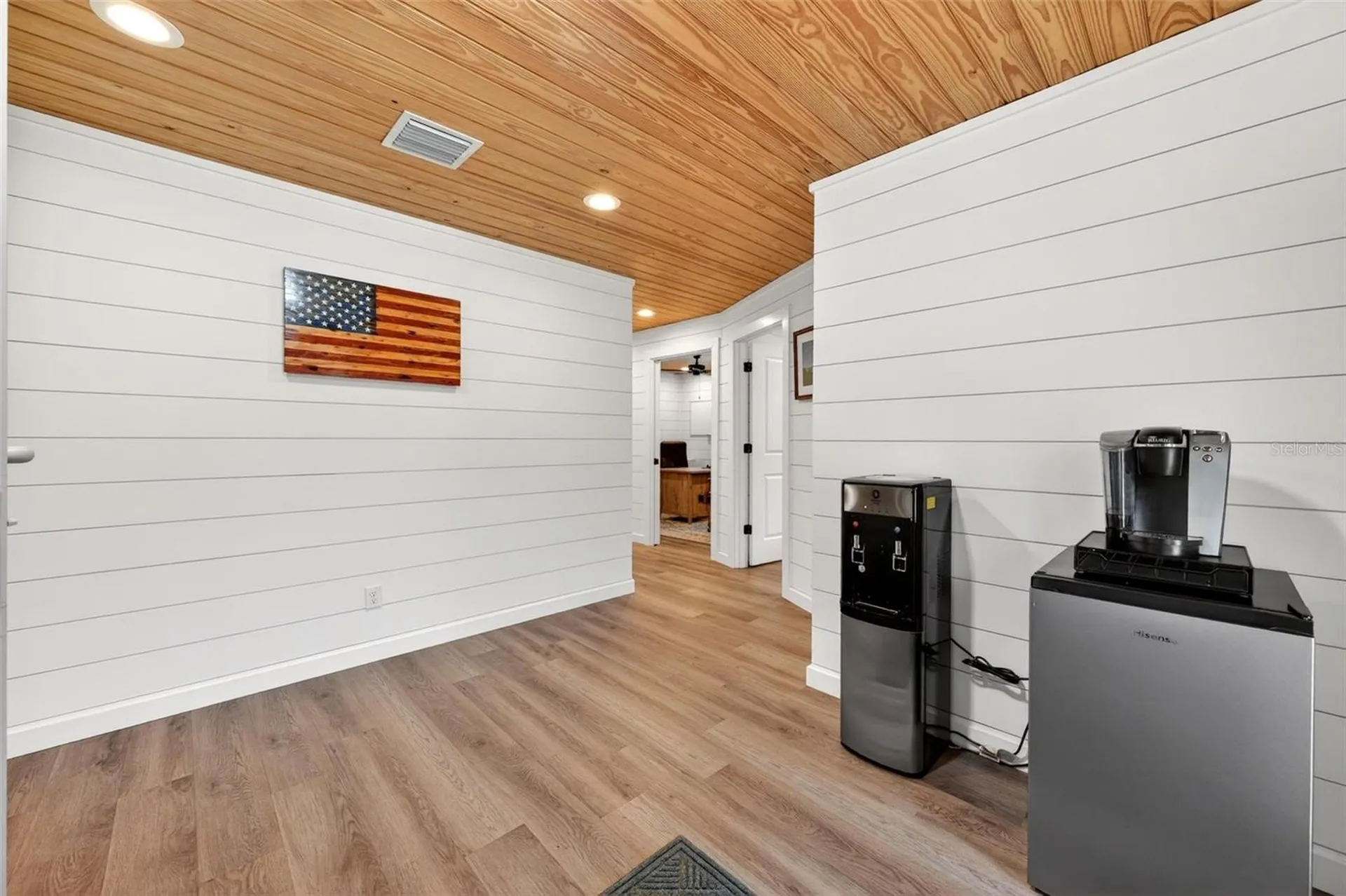 322 N Disston Avenue Tavares FL 32778