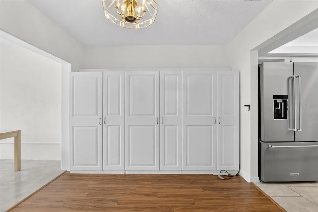 213 Glenellen Place Sun City Center FL 33573