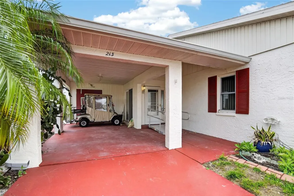 213 Glenellen Place Sun City Center FL 33573