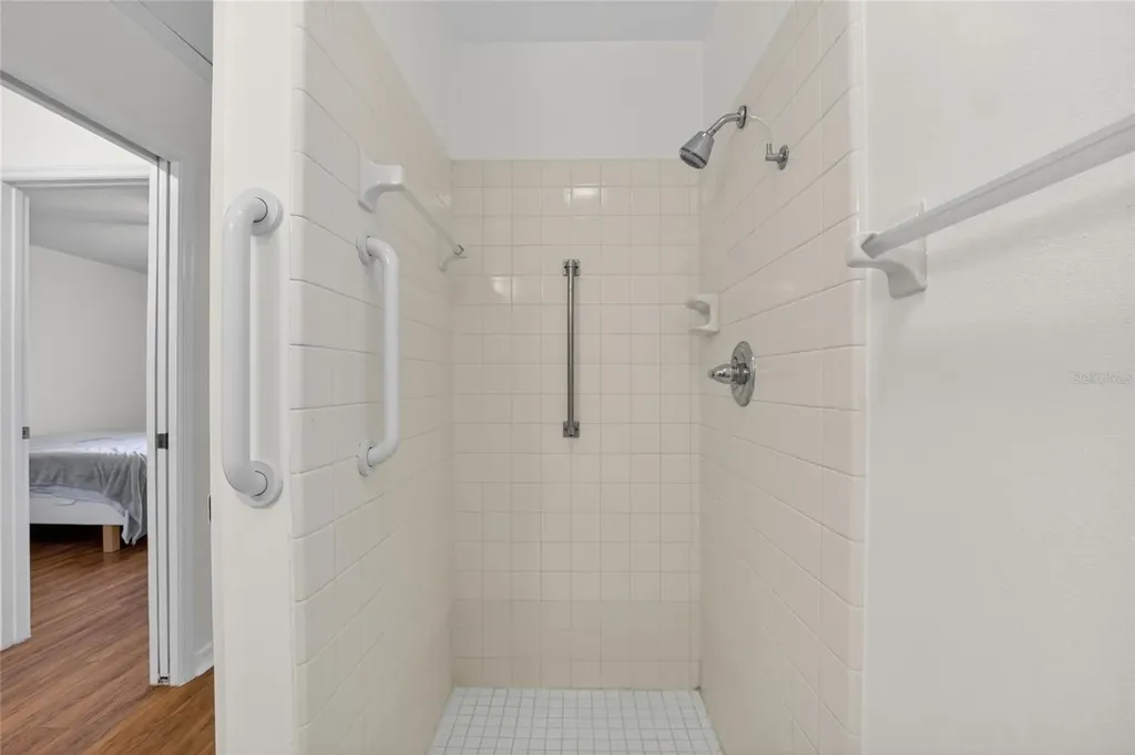 213 Glenellen Place Sun City Center FL 33573