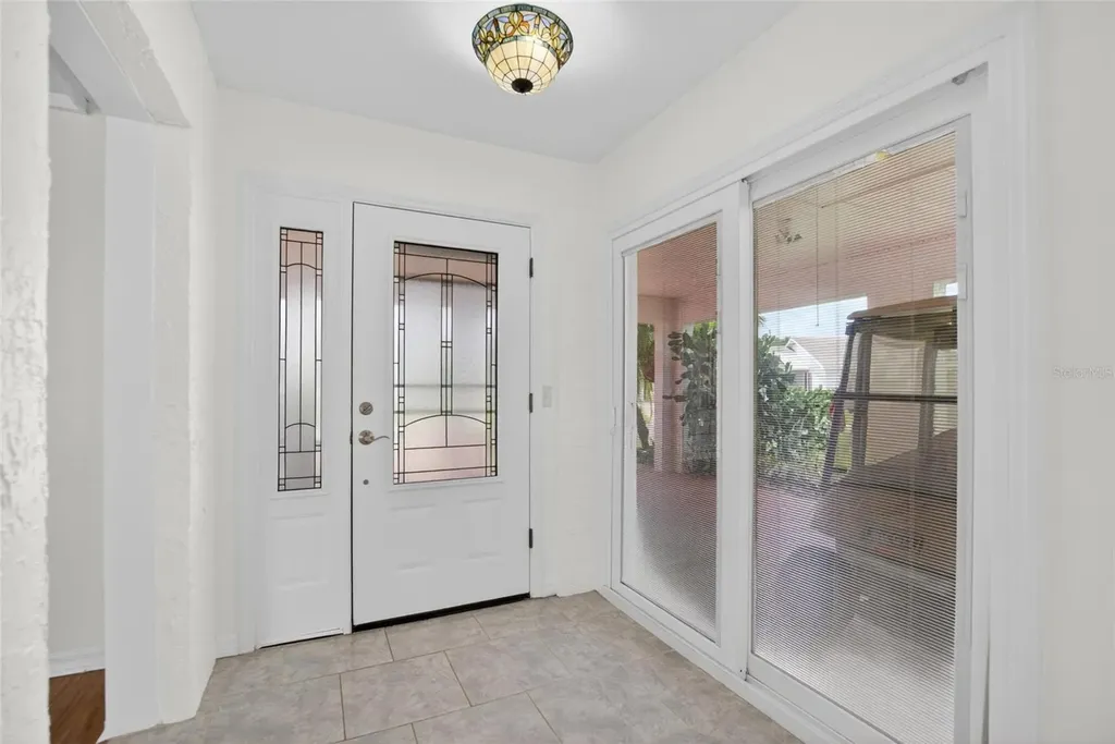 213 Glenellen Place Sun City Center FL 33573