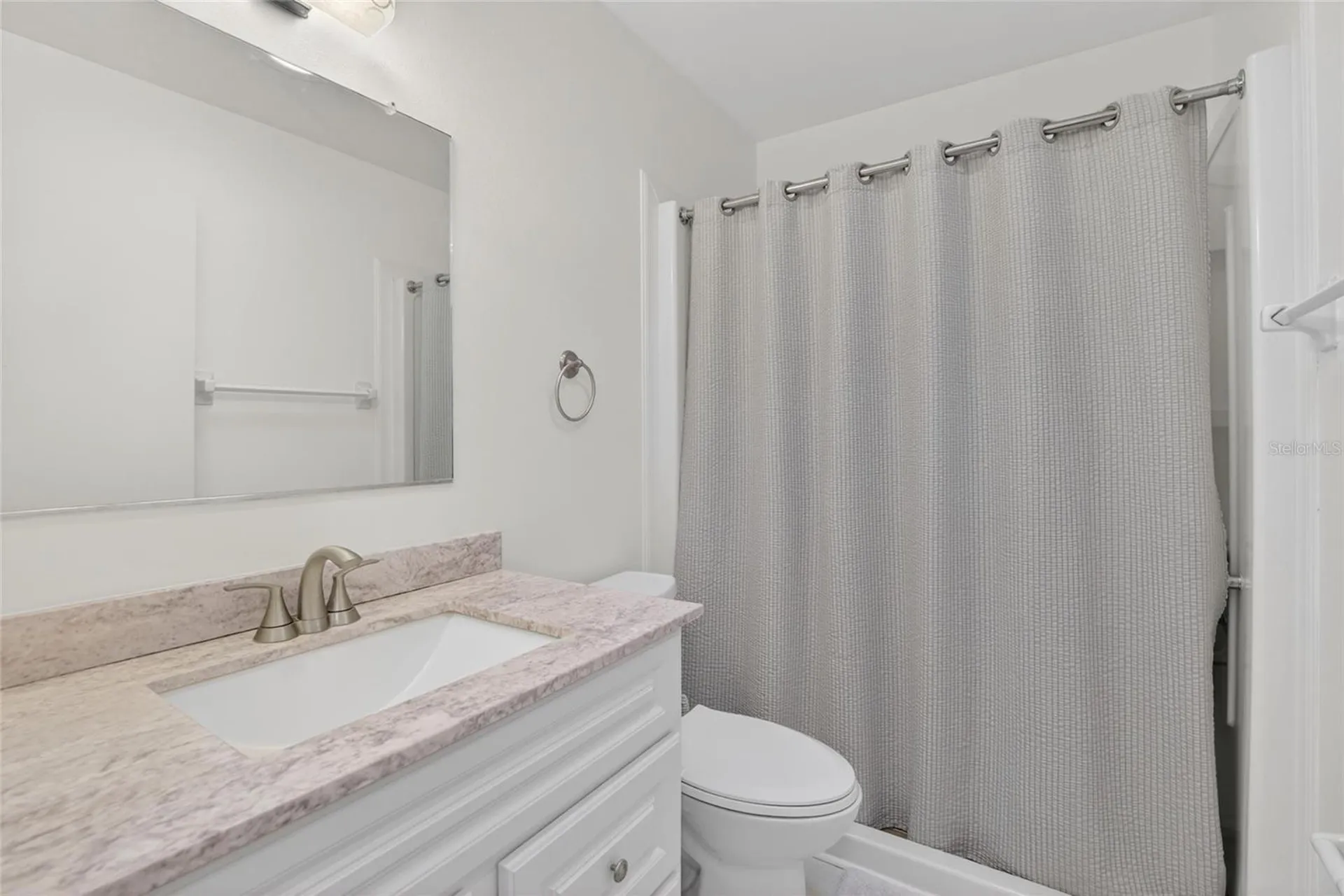 213 Glenellen Place Sun City Center FL 33573