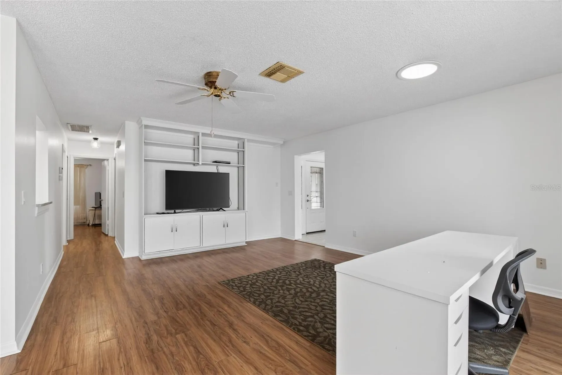 213 Glenellen Place Sun City Center FL 33573