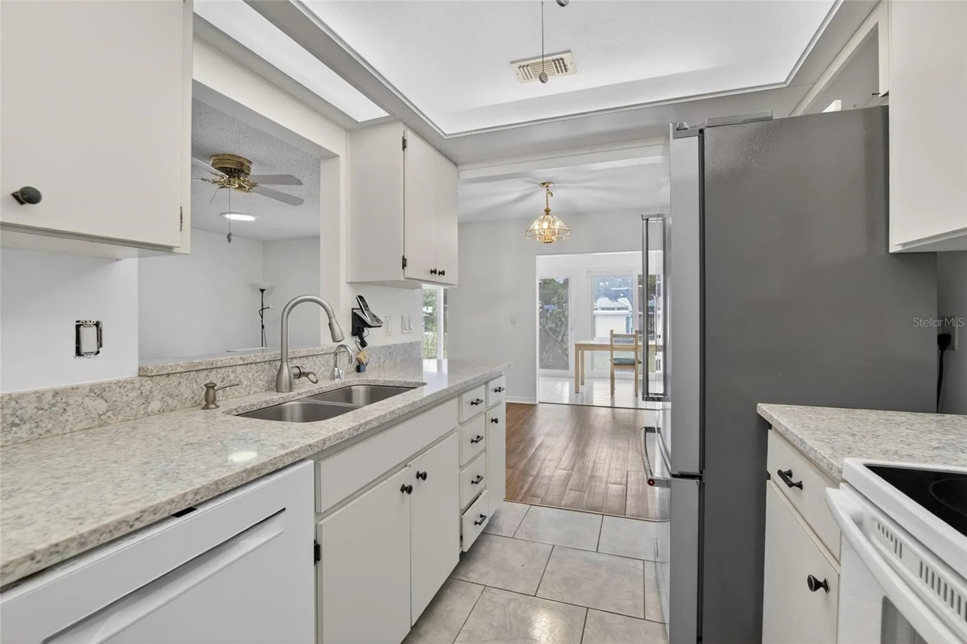 213 Glenellen Place Sun City Center FL 33573