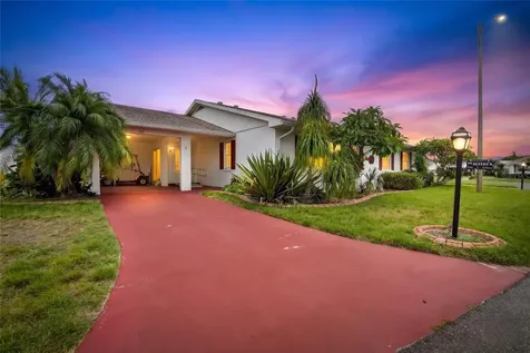 213 Glenellen Place Sun City Center FL 33573