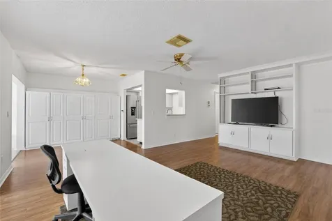 213 Glenellen Place Sun City Center FL 33573