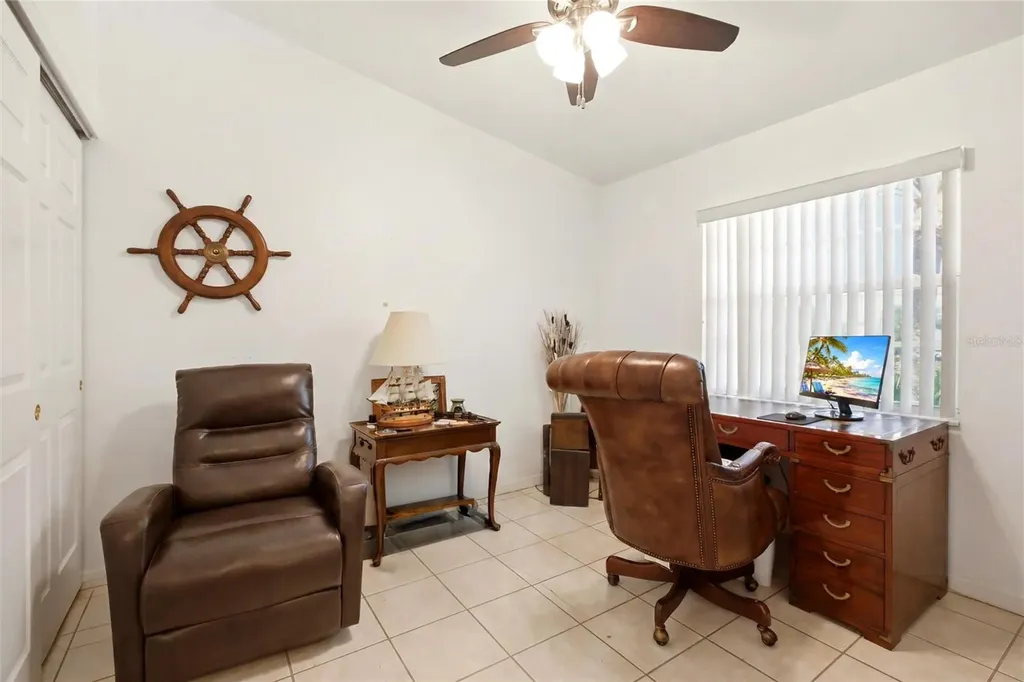 1512 Rio De Janeiro Avenue Punta Gorda FL 33983