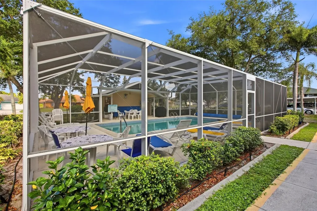 1512 Rio De Janeiro Avenue Punta Gorda FL 33983