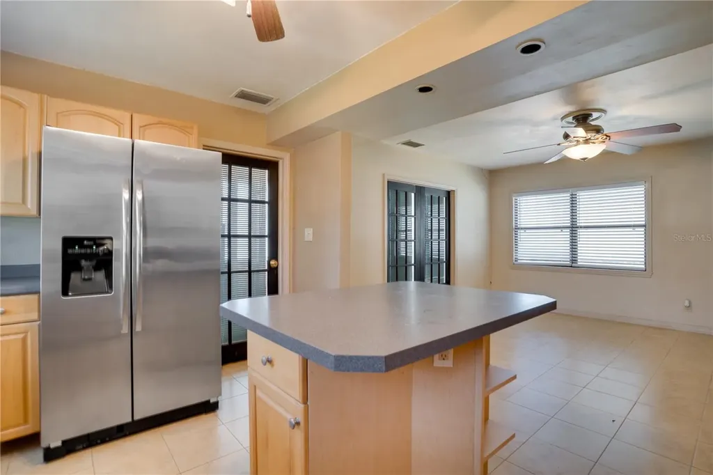 5801 7th Avenue S St Petersburg FL 33707