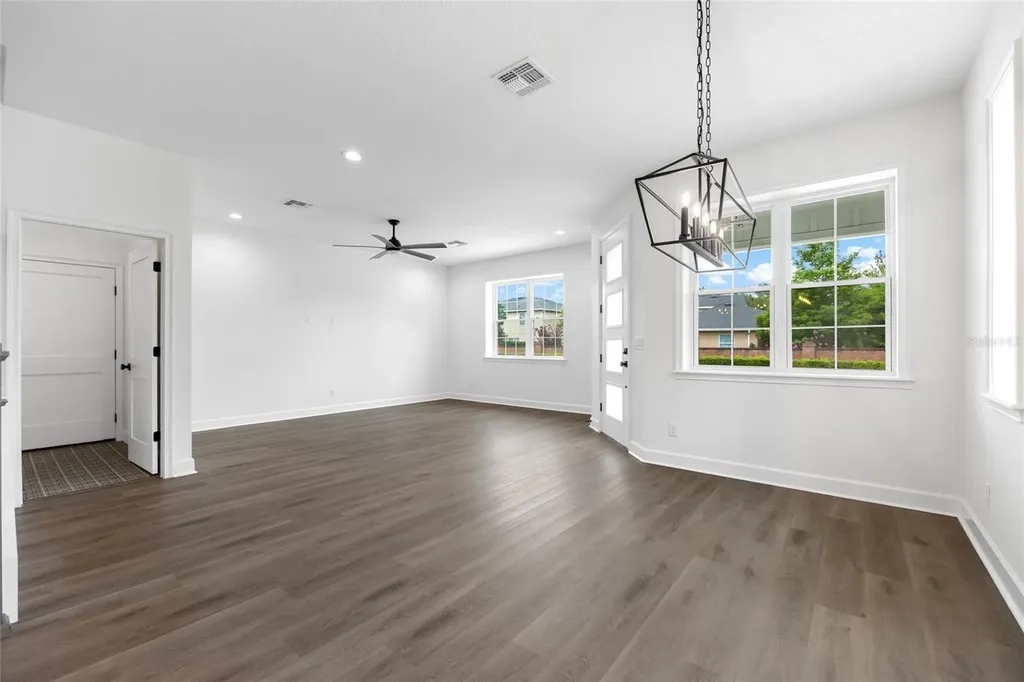 1018 Farmstead Street Eustis FL 32736