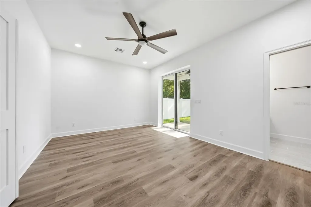 1018 Farmstead Street Eustis FL 32736