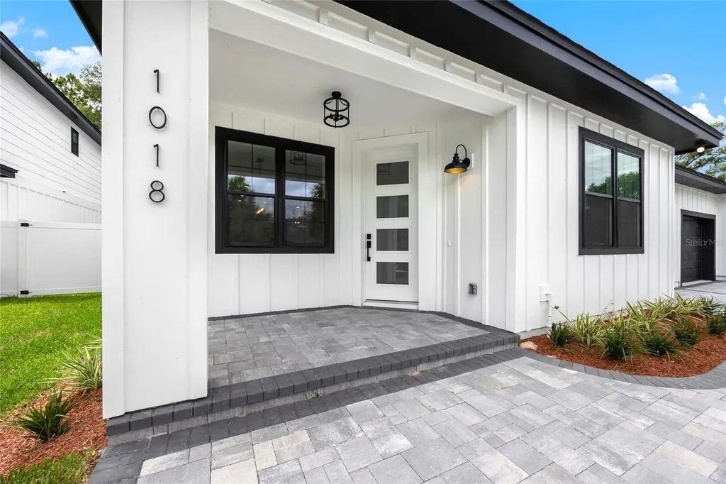 1018 Farmstead Street Eustis FL 32736